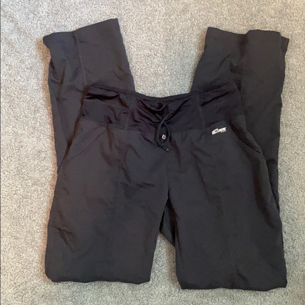 Grey’s Anatomy scrub pants
